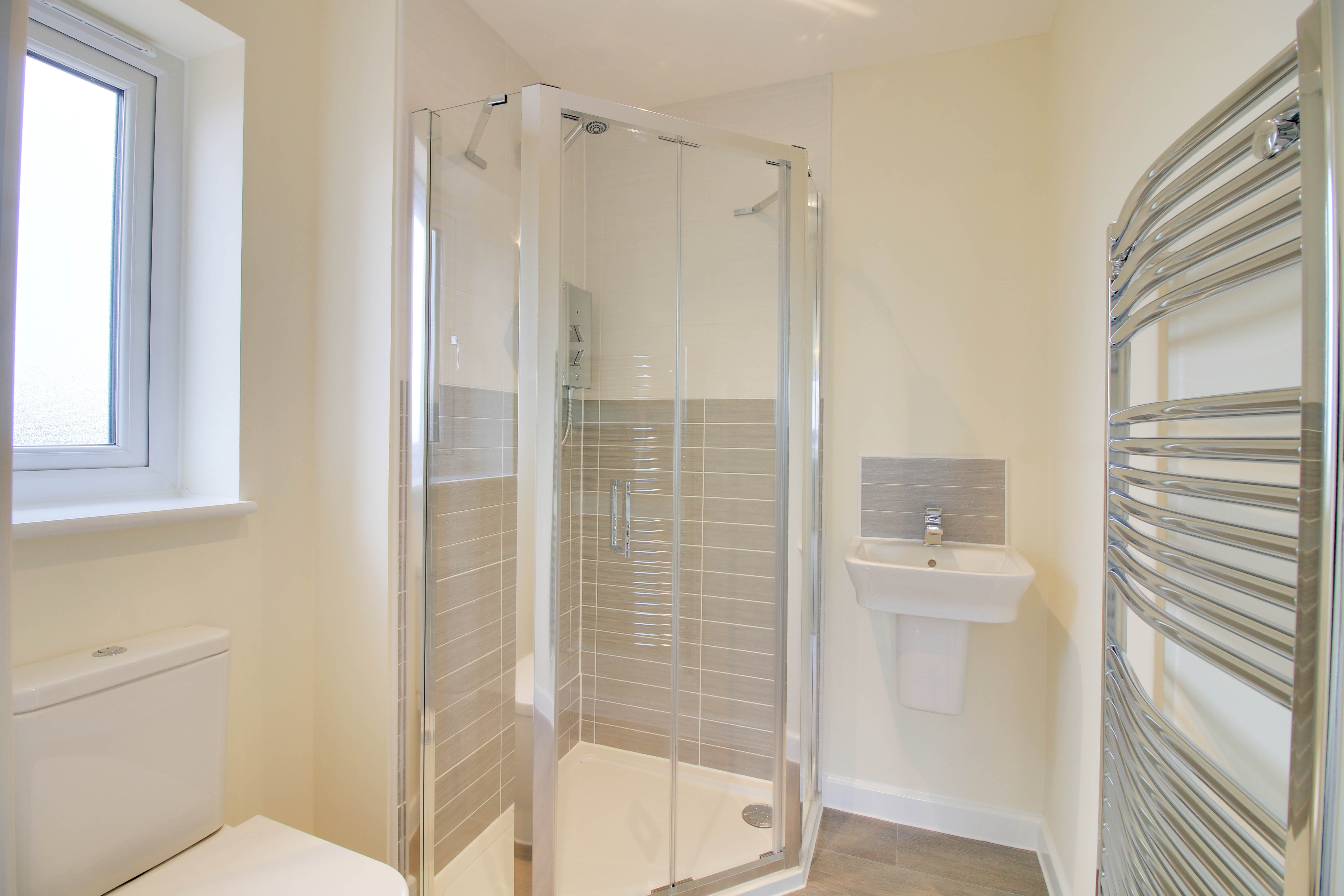 bed 1 ensuite