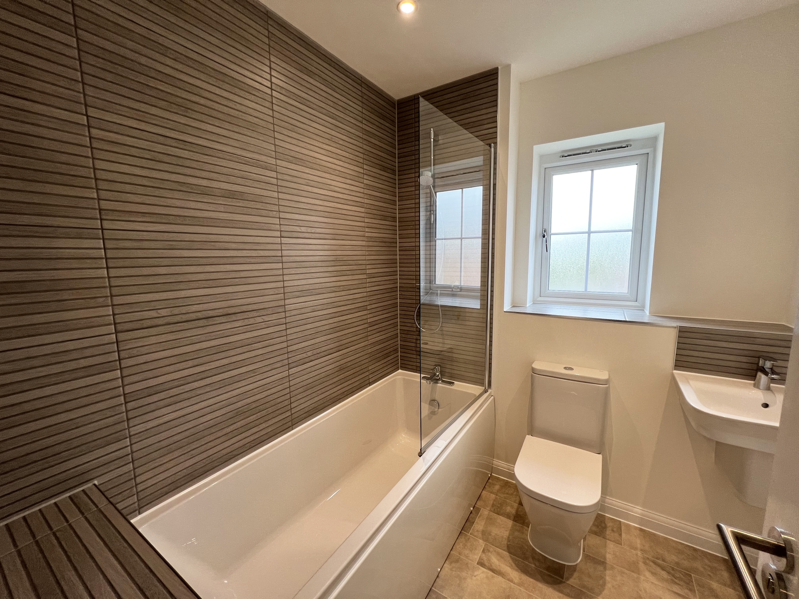 Main bathroom